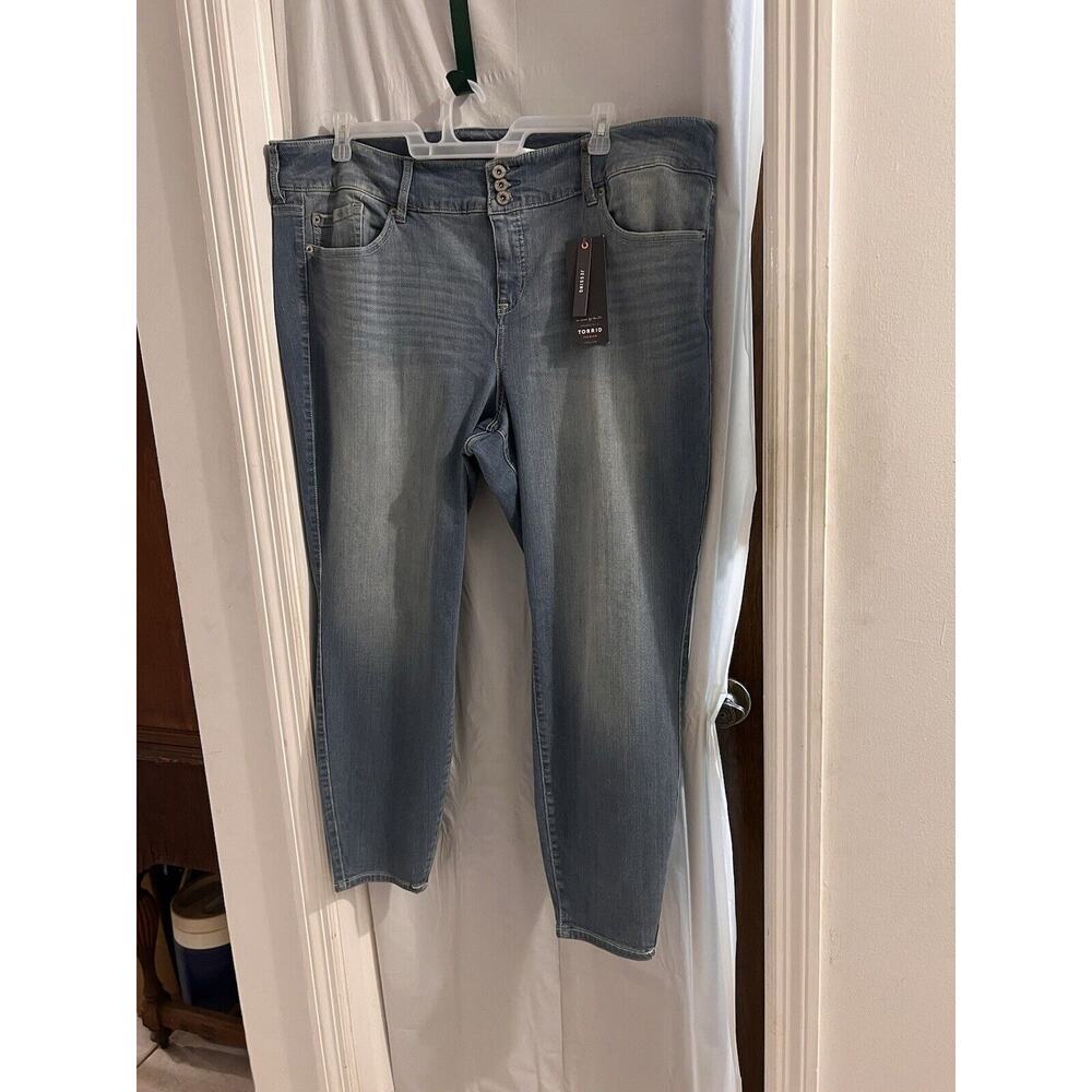 Torrid Premium Woman’s Stretch Skinny High Rise Jeans/Jeggings Size 26